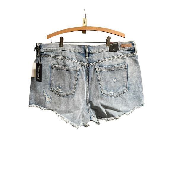 Blank NYC Denim Jean Shorts Cut Off Distressed Women’s Size 34”/‎ 18W - Picture 2 of 5
